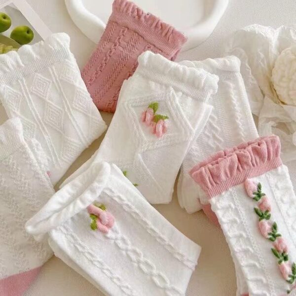 5 Pairs White Cute Socks, Women's Lace Ruffles Ankle Casual Sock, Cottagecore Breathable Mid Tube Socks, Floral Crew Socks - Image 6