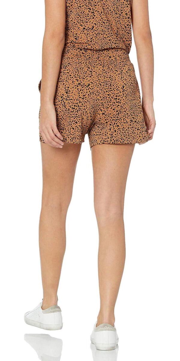 Amazon Essentials Women's Classic-Fit Knit Pull-On Short - Image 2