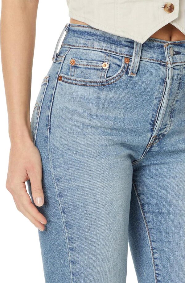 Levi's Women's Wedgie Straight Jeans - Image 3