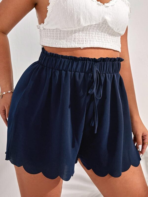 MakeMeChic Women's Plus Size Elastic Waist Scallop Trim Flowy Wide Leg Shorts - Image 4
