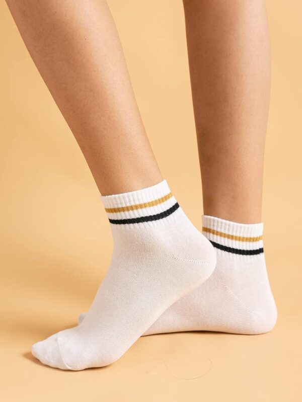 OYOANGLE Women's 8 Pairs Striped Print Ankle Socks Active Lightweight Running Socks - Image 2