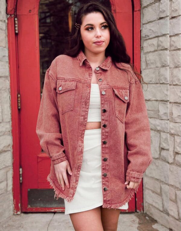 Vetinee Women s Oversized Button Up Frayed Hem Shacket Long Sleeve Pockets Denim Jean Jacket - Image 4
