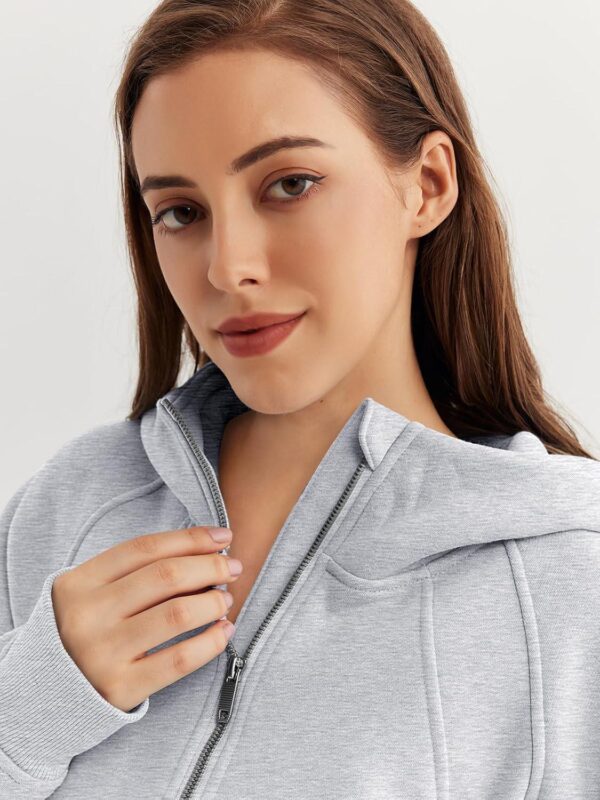 WYNNQUE Womens Quarter Zip Pullover Cropped Hoodies Long Sleeve Fleece Half Zip Sweatshirts Fall Outfits Clothes - Image 4