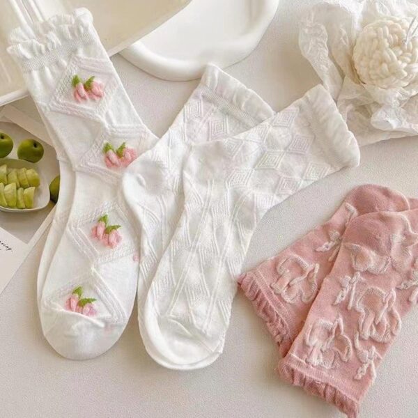 Women's Floral Design Vintage Crew Socks Ethnic Jacquard Knit Set - Image 3