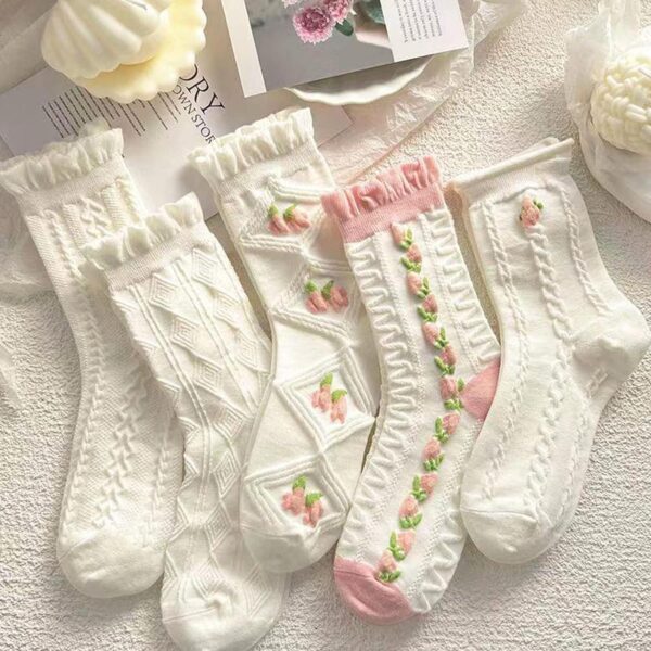 Women's Floral Design Vintage Crew Socks Ethnic Jacquard Knit Set - Image 6
