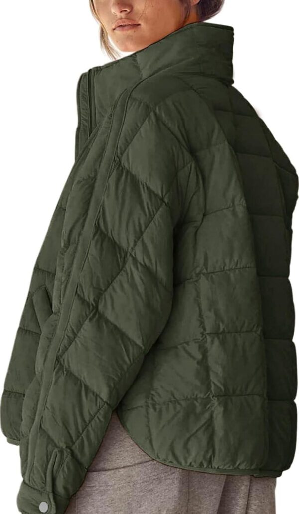Women's Lightweight Down Coat Long Sleeve Full Zipper Oversized Packable Short Puffer Jackets - Image 3