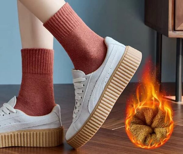 Womens Wool Socks, 5 Pairs Thick Winter Warm Socks, Soft Thermal Socks Gifts for Women - Image 2